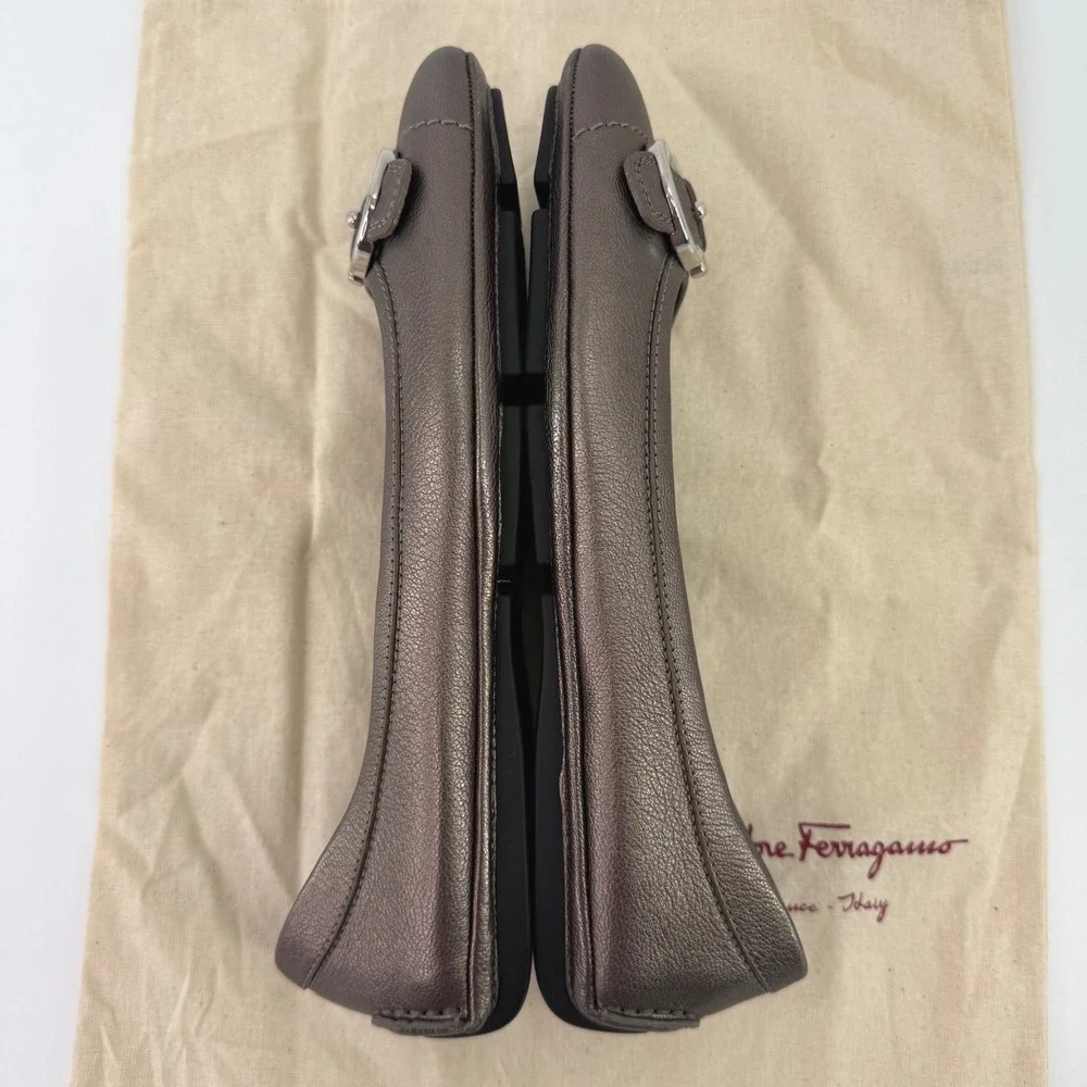 Salvatore Ferragamo Calandria‎ Metallic Kid Leather Gancini Flats Mercurio 8.5 B
